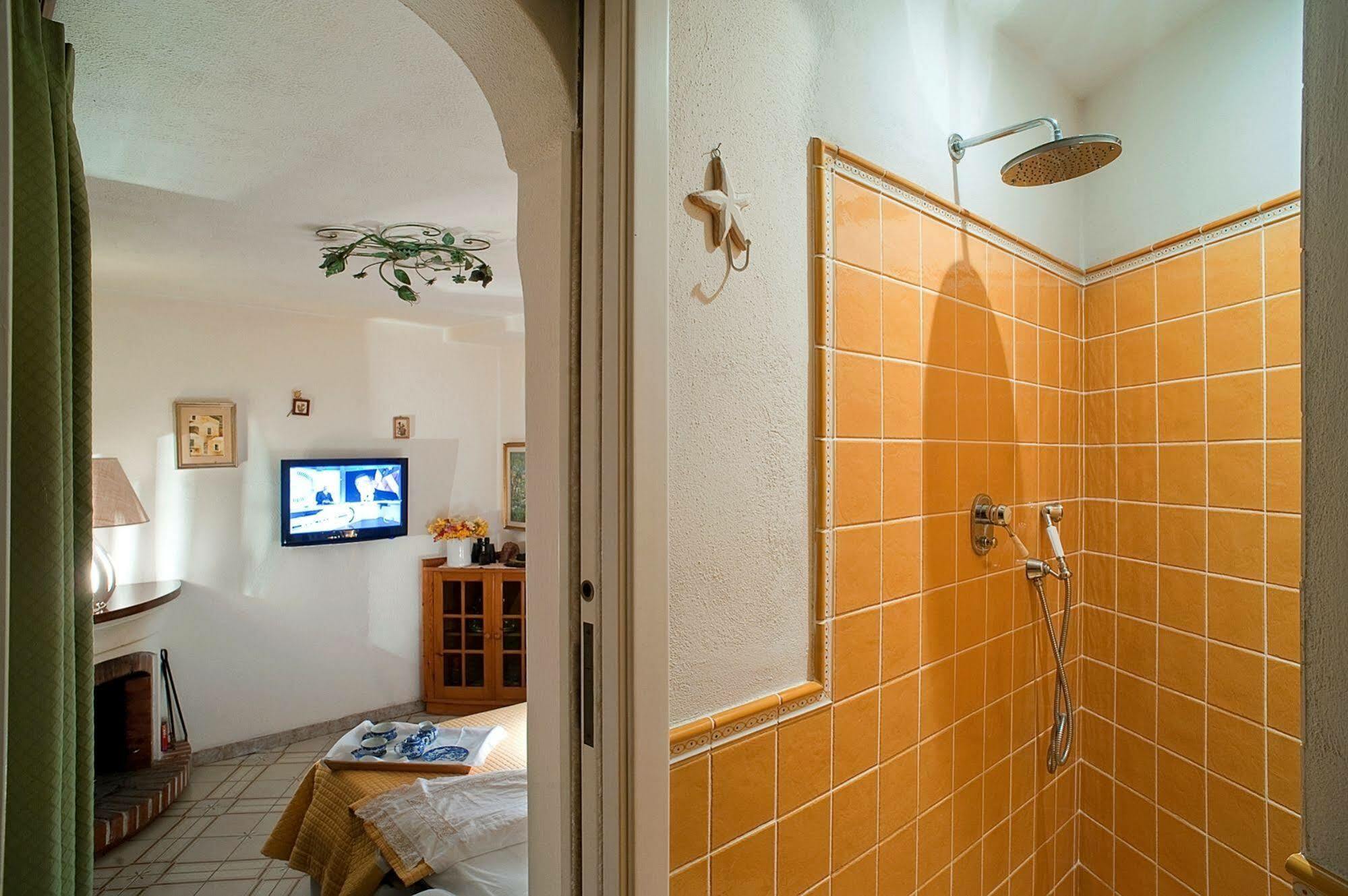 B&B Le Ninfee Di Positano Buitenkant foto